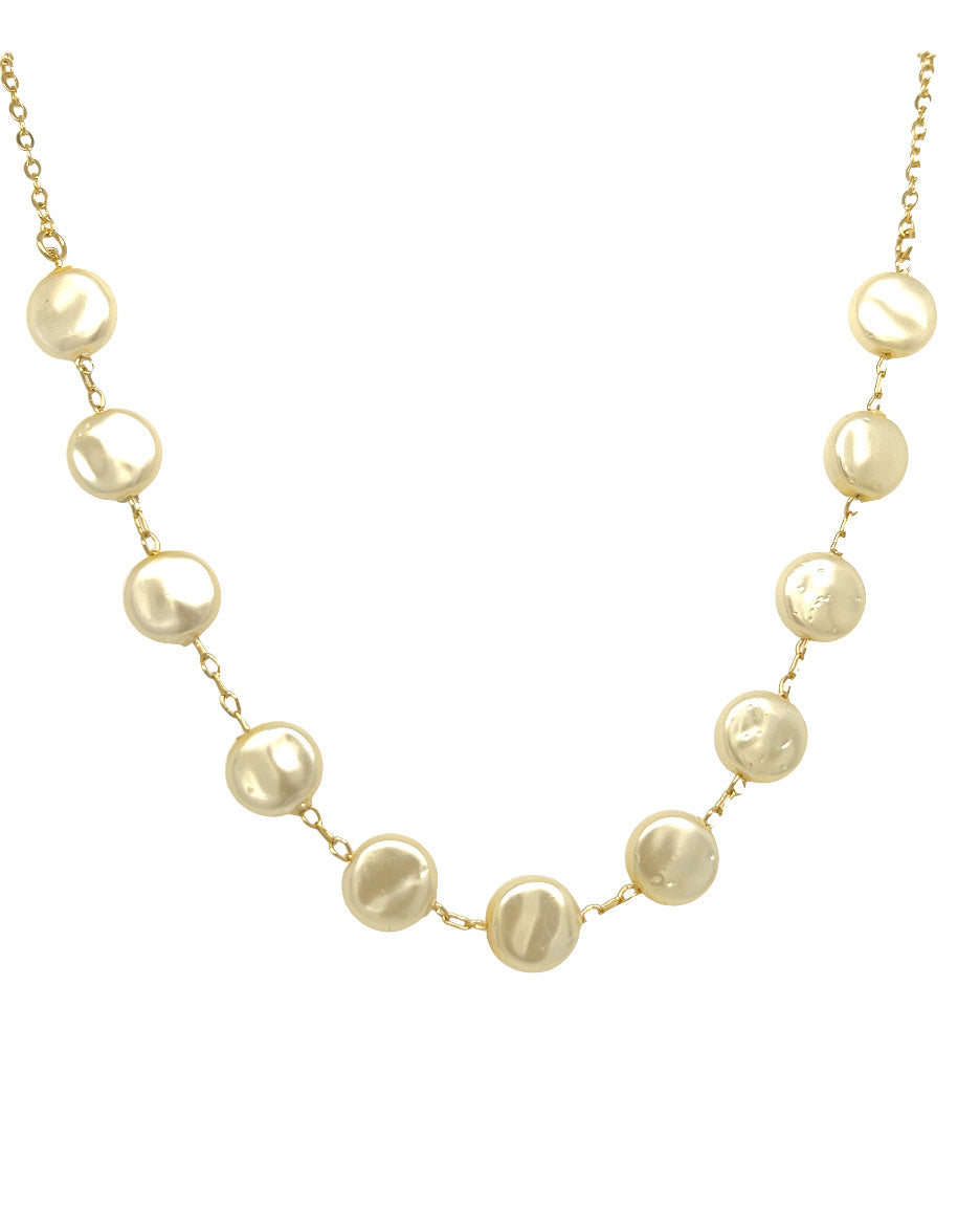 Necklace With Pearls